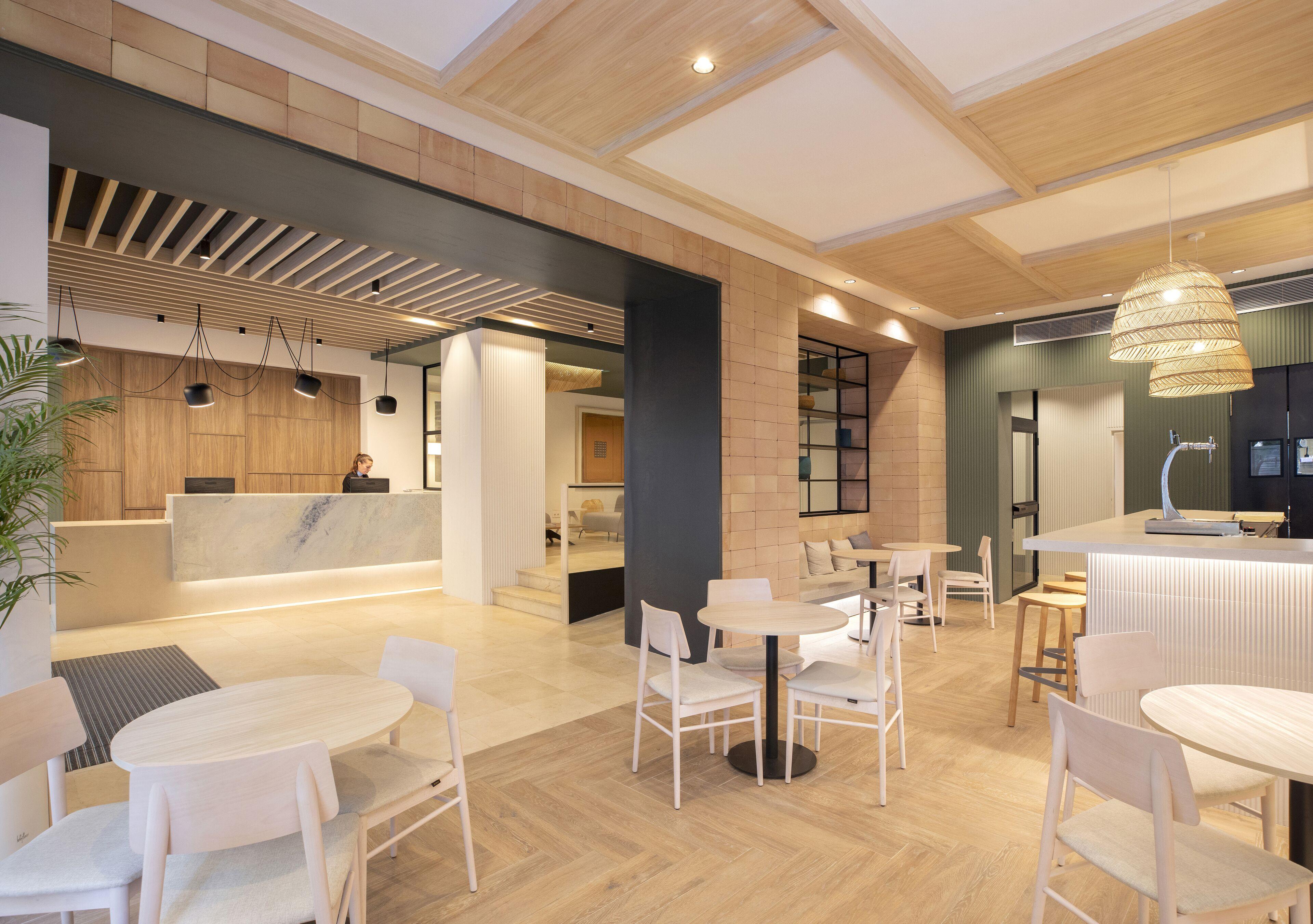 Grupotel Gravina, Barcelona